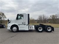 2020 Volvo VNR64T300