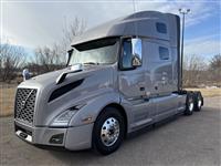 2025 Volvo VNL64T760