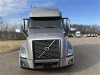 2025 Volvo VNL64T760