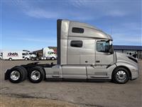 2025 Volvo VNL64T760