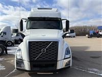 2023 Volvo VNL64T860