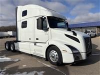 2023 Volvo VNL64T860