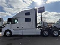 2023 Volvo VNL64T860