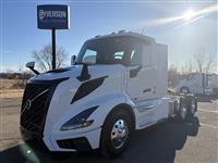 2026 Volvo VNL64T300