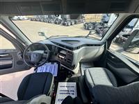 2026 Volvo VNL64T440