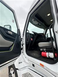 2026 Volvo VNL64T300