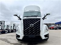 2026 Volvo VNL64T300