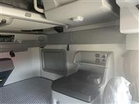 2026 Volvo VNL64T860