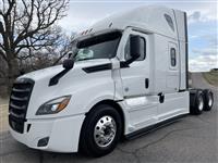 2022 Freightliner CA126