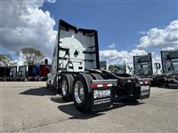 2026 Volvo VNL64T860