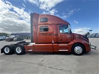 2022 Volvo VNL64T860