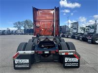 2022 Volvo VNL64T860