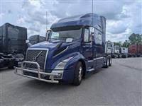 2022 Volvo VNL64T860