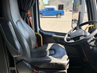 2024 Volvo VNL64T860