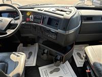 2024 Volvo VNL64T860