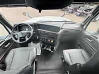 2023 International LT 625