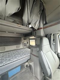 2023 International LT 625