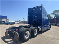 2019 Volvo VNL64T860