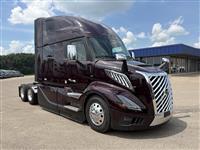 2026 Volvo VNL64T860