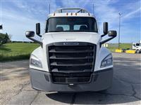 2021 Freightliner CA126