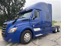 2022 Freightliner CA126