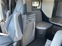 2026 Volvo VNL64T860