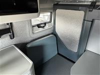 2025 Volvo VNL64T860