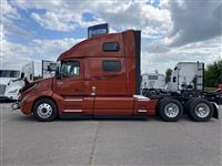 2022 Volvo VNL64T860