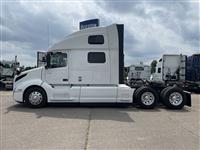 2023 Volvo VNL64T860