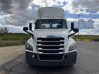 2020 Freightliner CA126