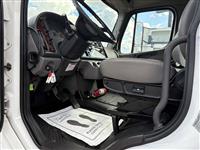 2018 Freightliner M2 106