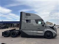 2026 Volvo VNL64T860