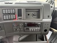 2024 Volvo VNR42T300