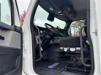 2021 Freightliner CA126