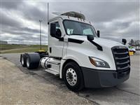 2021 Freightliner CA126