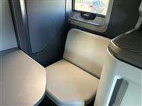 2026 Volvo VNL64T860