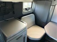 2026 Volvo VNL64T860