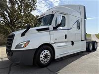 2021 Freightliner CA126