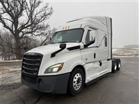 2021 Freightliner CA126