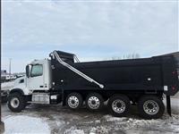 2026 Volvo VHD104F300