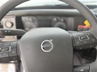 2026 Volvo VHD104F300