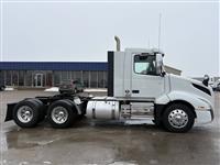 2020 Volvo VNL64T300