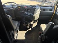 2024 Volvo VNL64T860