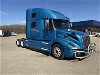 2022 Volvo VNL64T860