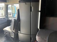 2022 Volvo VNL64T860