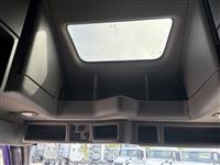 2023 Volvo VNL64T860