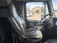 2023 Volvo VNL64T860