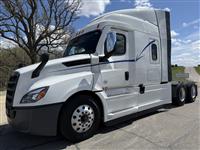2021 Freightliner CA126