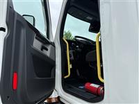 2022 Freightliner CA116