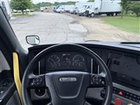 2022 Freightliner CA116